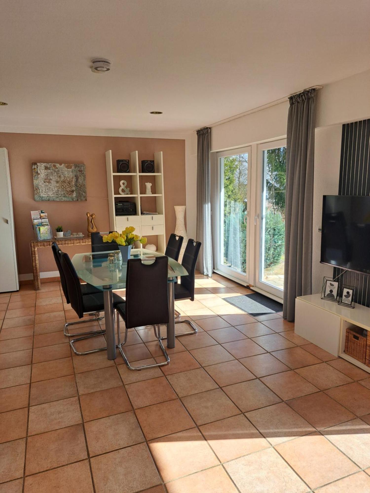Ferienhaeuser Rhoen - Haus Natalie & Haus Helene เฮาเซน ภายนอก รูปภาพ
